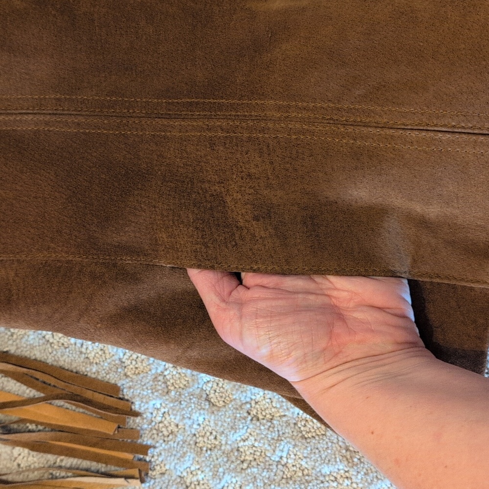 Brown 100% Leather Zip Up Jacket With Fringe Arms. Comint Brown Leather Coat - Picture 9 of 15